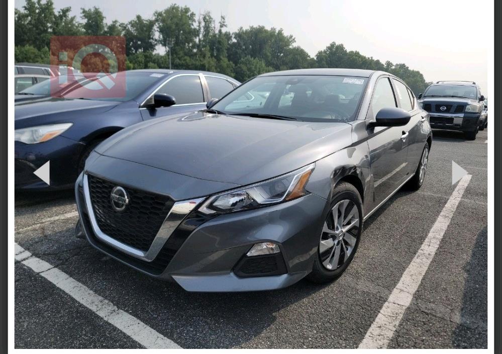 نيسان ألتيما